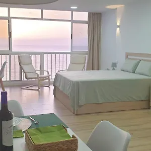 https://salitre-suite.adeje-hotels.com