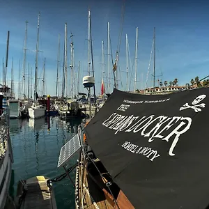 https://the-captains-locker-30ft-yacht.tenerifehoteles.net