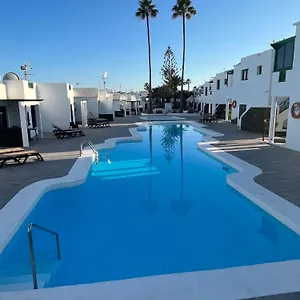 Lanza Palm Apartment